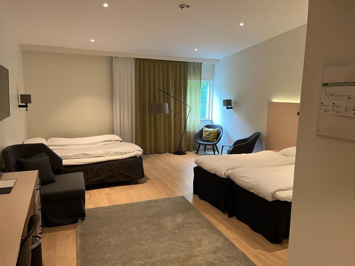 Rc Hotel Sport'S & Business Йоншьопинг Екстериор снимка
